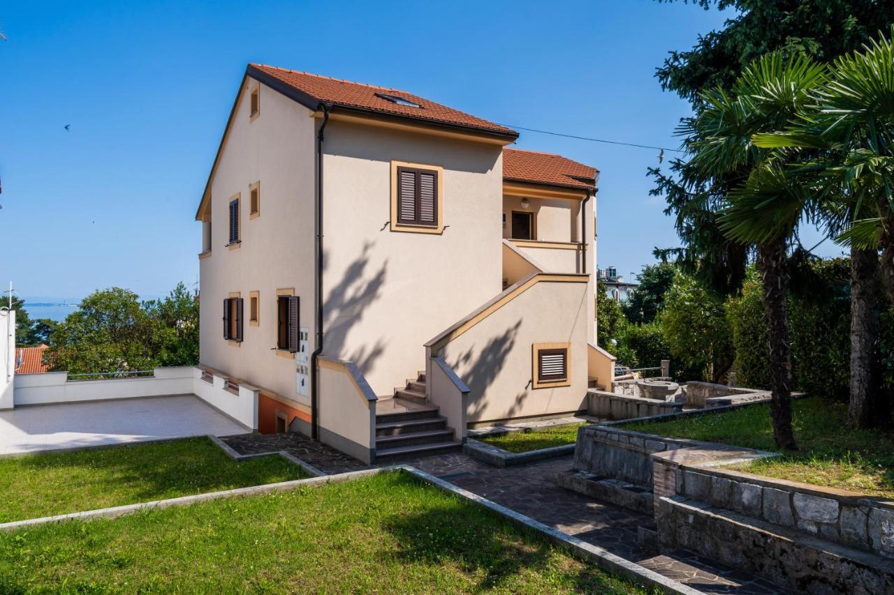Downtown Apartment Helena Опатія Екстер'єр фото